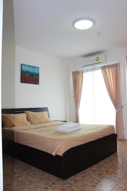 Samal Guesthouse Патая Стая снимка