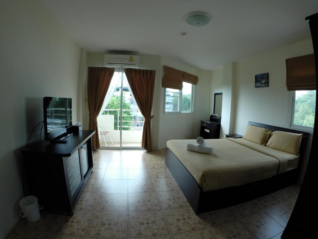 Samal Guesthouse Патая Екстериор снимка